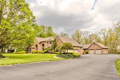 361 Woodland Dr, Wilmington Township, PA 16142 - Photo 2