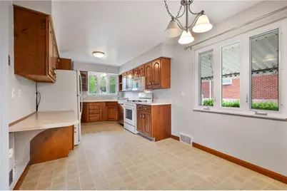 449 Thompsonville Rd, Peters Township, PA 15317 - Photo 10