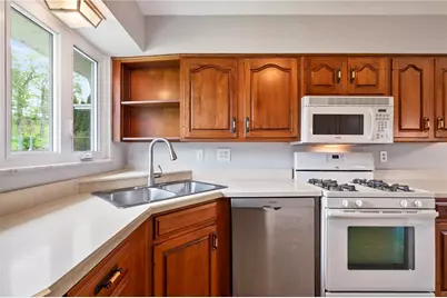 449 Thompsonville Rd, Peters Township, PA 15317 - Photo 12