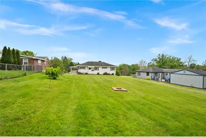 449 Thompsonville Rd, Peters Township, PA 15317 - Photo 2