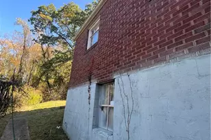 321 Apache Dr, Monessen, PA 15062 - Photo 4