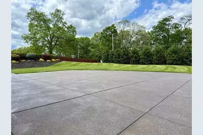 300 Pine Valley Dr, Bridgeville, PA 15017 - Photo 44