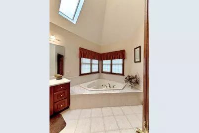 300 Pine Valley Dr, Bridgeville, PA 15017 - Photo 26