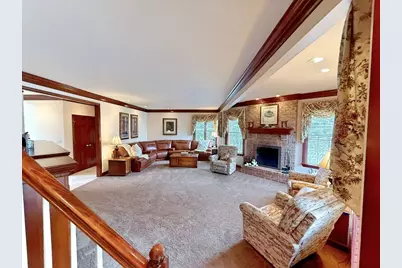 300 Pine Valley Dr, Bridgeville, PA 15017 - Photo 6