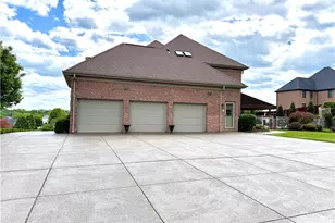 300 Pine Valley Dr, South Fayette, PA 15017 - Photo 4