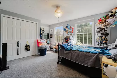 446 Anna Marie Dr, Cranberry Township, PA 16066 - Photo 10