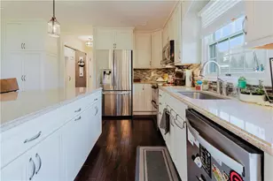446 Anna Marie Dr, Cranberry Township, PA 16066 - Photo 6
