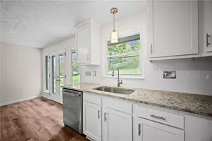 271 Forest Grove Rd, Coraopolis, PA 15108 - Photo 12