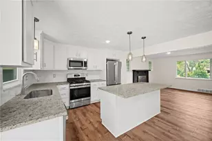 271 Forest Grove Rd, Coraopolis, PA 15108 - Photo 10