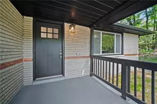 271 Forest Grove Rd, Coraopolis, PA 15108 - Photo 2