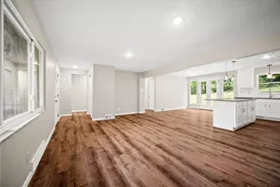 271 Forest Grove Rd, Coraopolis, PA 15108 - Photo 6