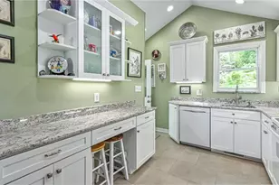 7921 Marmion Dr, Ross Twp, PA 15237 - Photo 10