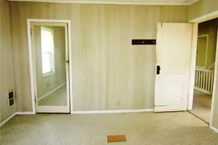 230 McKinley St, Pittsburgh, PA 15210 - Photo 18