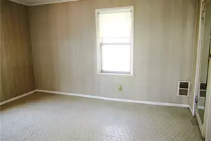 230 McKinley St, Pittsburgh, PA 15210 - Photo 16