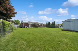 324 Grove Dr, Lower Burrell, PA 15068 - Photo 28