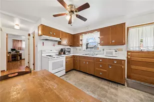 324 Grove Dr, Lower Burrell, PA 15068 - Photo 14