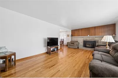 324 Grove Dr, Lower Burrell, PA 15068 - Photo 4
