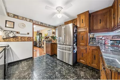 704 Macfarlane Dr, Pittsburgh, PA 15235 - Photo 12