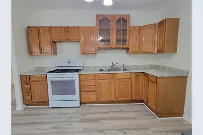 1110 5th Ave, Coraopolis, PA 15108 - Photo 2