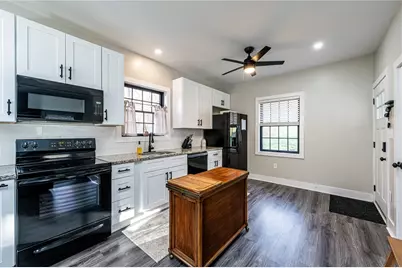 4263 Pa Route 136, Hempfield Township, PA 15601 - Photo 30