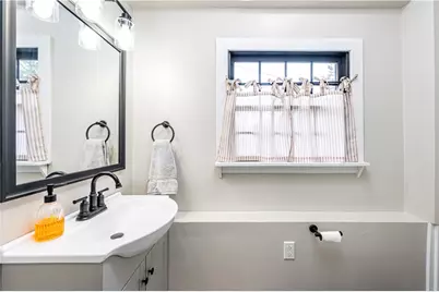 4263 Pa Route 136, Hempfield Township, PA 15601 - Photo 20