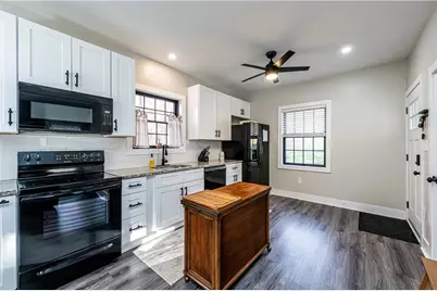 4263 Pa Route 136, Hempfield Township, PA 15601 - Photo 30