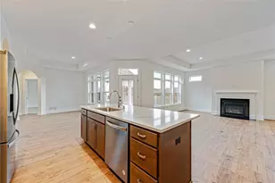4266 Hawthorn Dr, South Park, PA 15129 - Photo 10