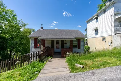 307 N 6th St, Clairton, PA 15025 - Photo 2