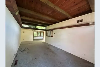 315 Morrison Ave, Perry Township, PA 16117 - Photo 16