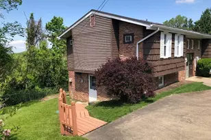 37 Webb Dr, North Franklin Township, PA 15301 - Photo 2