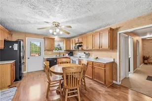 2818 Leesburg-Volant Rd, Springfield Township, PA 16156 - Photo 18