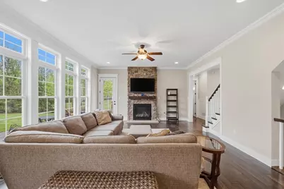 303 Groomes Ct, Marshall, PA 15090 - Photo 8