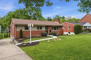 1290 Lakemont Dr, Pittsburgh, PA 15243 - Photo 2