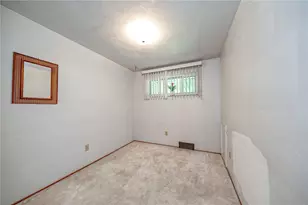 563 Meadowvale Dr, Harmar, PA 15024 - Photo 16