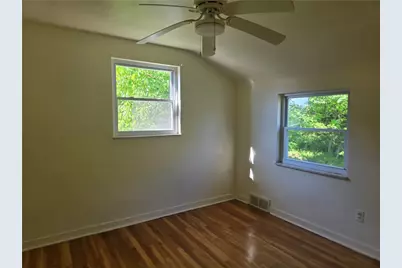 416 Jacobson Drive, Pittsburgh, PA 15227 - Photo 12
