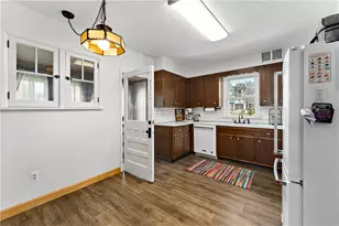 23 S 6th St, Youngwood, PA 15697 - Photo 10