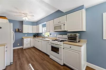 122 Strawberry Aly, Hopewell Township, PA 15001 - Photo 8