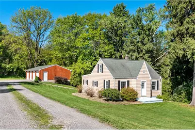 122 Strawberry Aly, Hopewell Township, PA 15001 - Photo 2