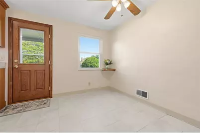 981 Ridge Rd, Bridgeville, PA 15017 - Photo 14
