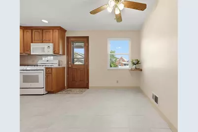 981 Ridge Rd, Bridgeville, PA 15017 - Photo 12