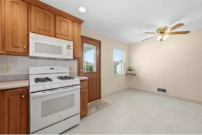 981 Ridge Rd, Bridgeville, PA 15017 - Photo 16