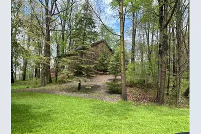 402 Tomahawk Trl, Jackson Township, PA 16137 - Photo 6