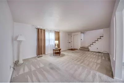 7 Chapel Drive, Ross Twp, PA 15237 - Photo 6
