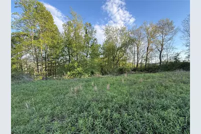 139 Crystal Dr, White Township, PA 15701 - Photo 1