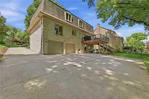 4108 Jasmine Dr, Bethel Park, PA 15102 - Photo 36
