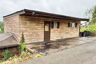 1306 Broadway Ave Rear, East McKeesport, PA 15035 - Photo 2