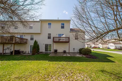 410 Suncrest Dr, Cranberry Township, PA 16066 - Photo 30