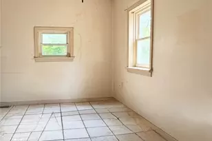 125 Evans City Rd, Twp of But NW, PA 16001 - Photo 8