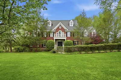 120 Lyndhurst Circle, Pine Township, PA 15090 - Photo 1