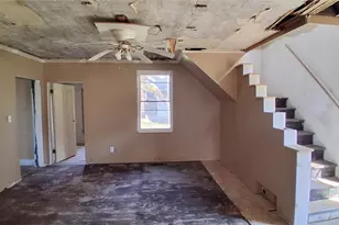 22 State St, Greenville Boro, PA 16125 - Photo 6